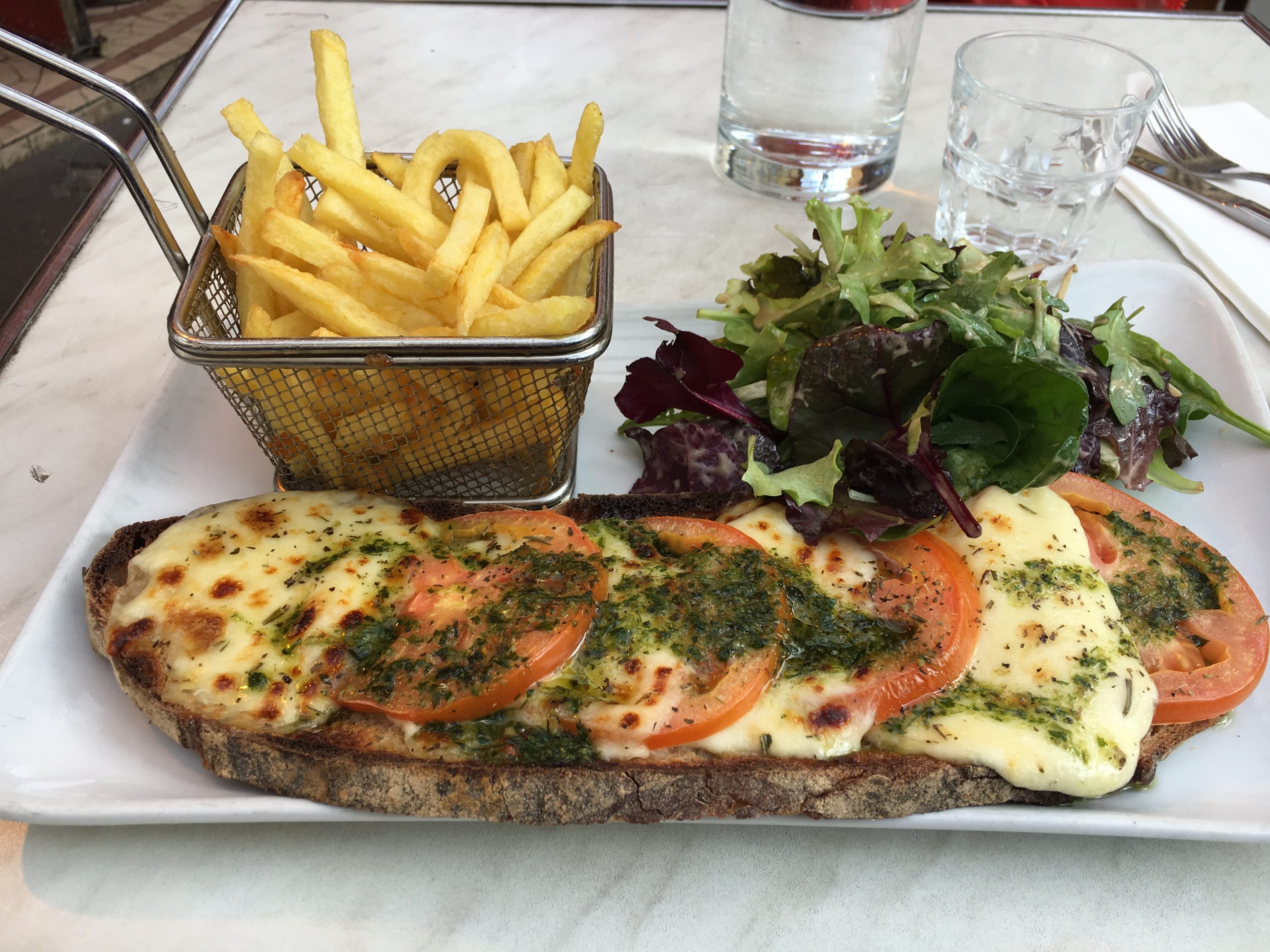 Lunch in paris